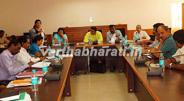 ಜಿಲ್ಲೆಯ ಜನತೆಗೆ ಕುಡಿಯುವ ನೀರು ನೀಡಲು ಸಜ್ಜಾಗಿ : ಅಧಿಕಾರಿಗಳಿಗೆ ಸಚಿವ ಪ್ರಮೋದ್ ಸೂಚನೆ